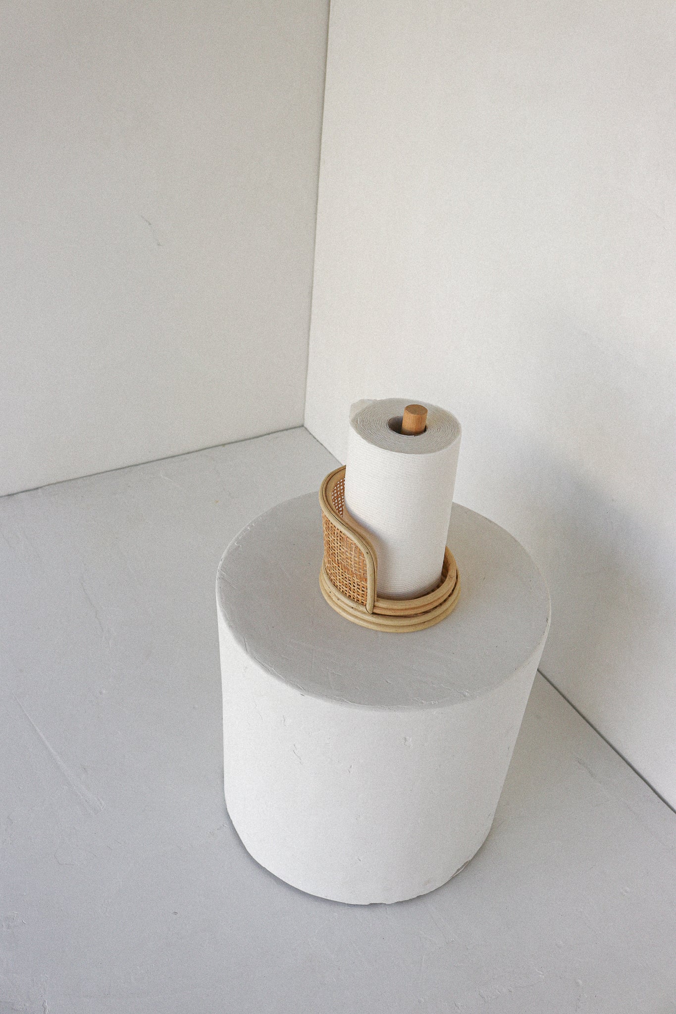 Grail - Paper Towel Holder